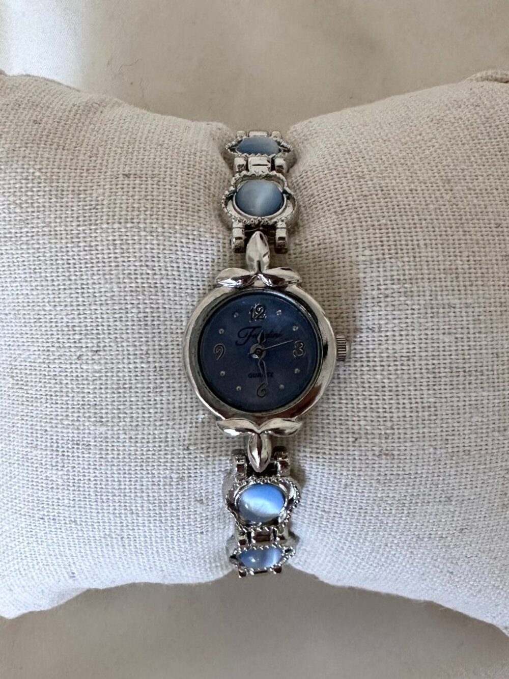 Frondini 20mm silver tone quartz blue dial bracelet watch